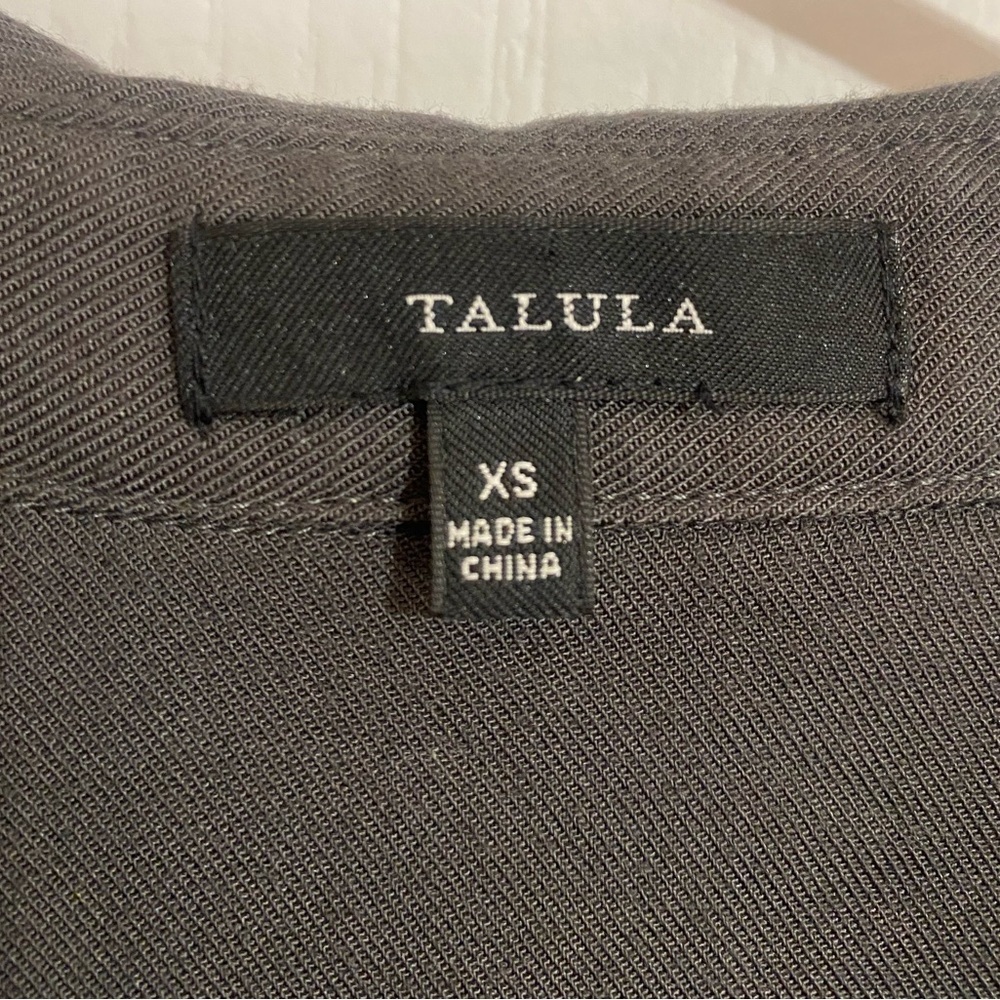 Aritzia Talula Long Sleeve Pant Elastic Waist Button Up Pockets Jumpsuit Romper - Picture 11 of 12